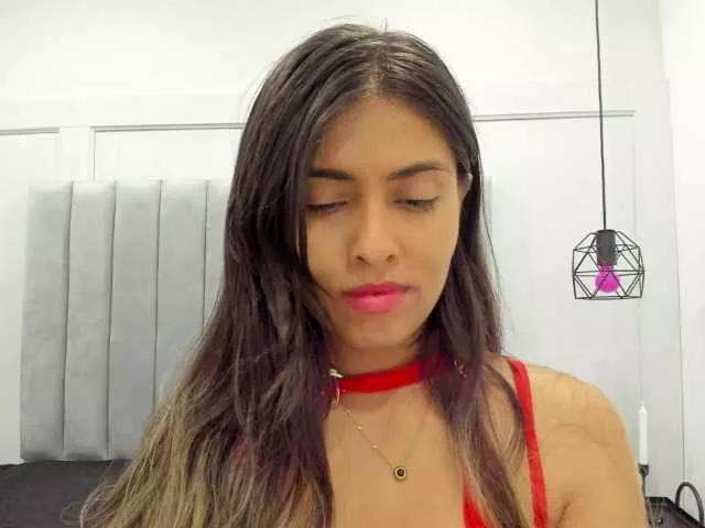 Cling to live show with LiaSensual from BongaCams 