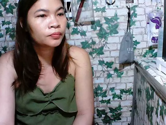 Cling to live show with Mechauacodon from BongaCams 