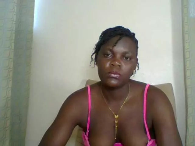 Cling to live show with Sweetdarkskin from BongaCams 