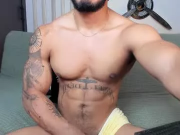 Cling to live show with bruce_roldan from Chaturbate 