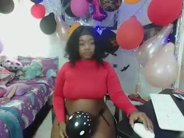 Cling to live show with carolain_ebony03 from Chaturbate 