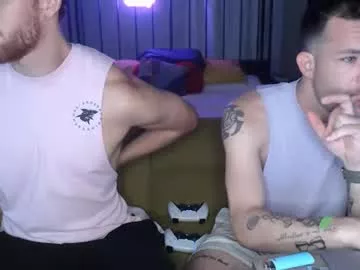 Cling to live show with chrisbonewhite from Chaturbate 