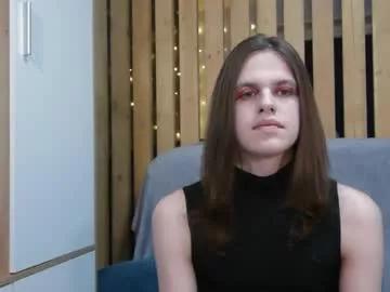 Cling to live show with honelin from Chaturbate 