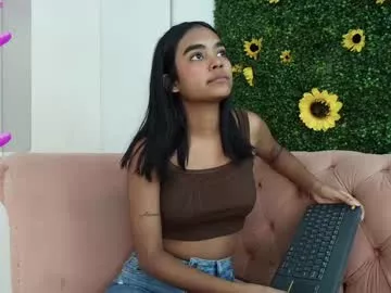 Cling to live show with julieta_aguilar from Chaturbate 