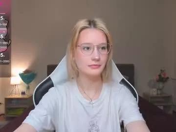 Cling to live show with ketoroll_02 from Chaturbate 