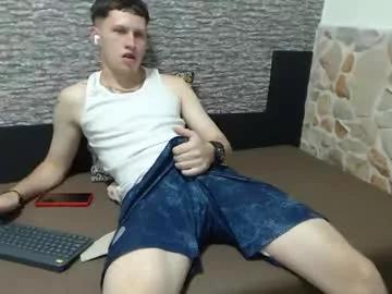 Cling to live show with michael_connor from Chaturbate 