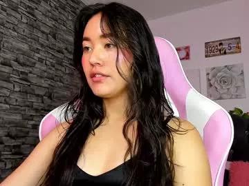 Cling to live show with olivia22love from Chaturbate 