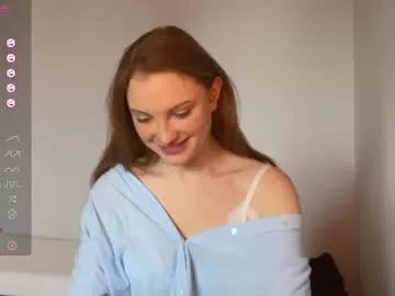 Cling to live show with skyrosie from Chaturbate 