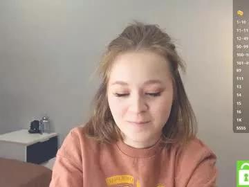 Cling to live show with wildahails from Chaturbate 