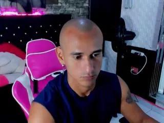 Cling to live show with charles_alessandro from Flirt4Free 