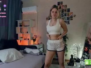 Cling to live show with noreen_burner from Flirt4Free 