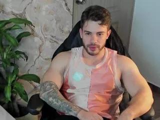 Cling to live show with valenthino_king from Flirt4Free 