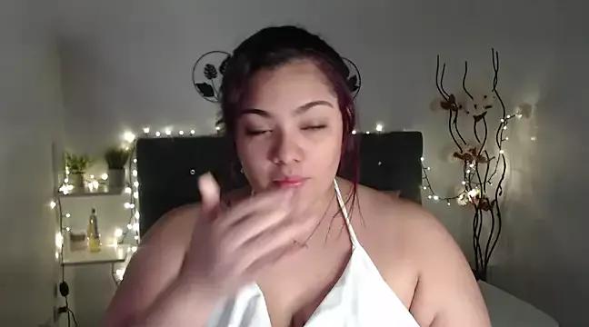 Cling to live show with KathyGonzalez from StripChat 