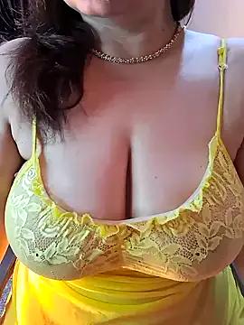 Cling to live show with Lusty_noori from StripChat 