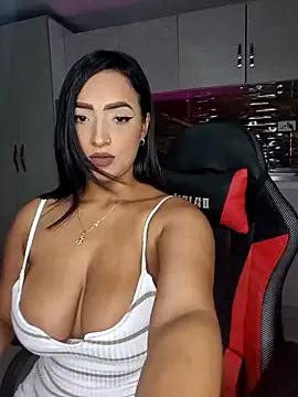 Cling to live show with Shantal_Lovee from StripChat 